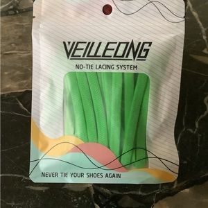 New in package veilleong green  no tie shoe lacing system